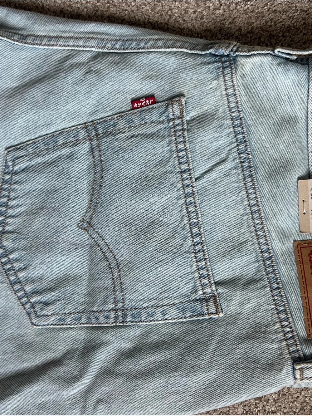 NWT Levi's Women's 94 Baggy Shorts Levi's Light Blue Denim Jean Shorts Sz 34